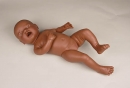 Neugeborenenpuppe für Wickelübungen weiblich dunkel